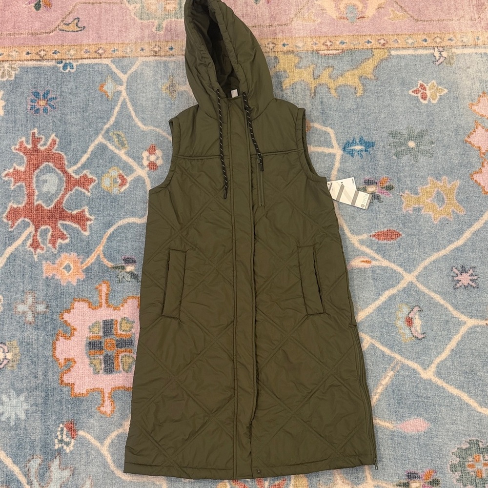 Zella NWT Olive Hooded Quilted Vest